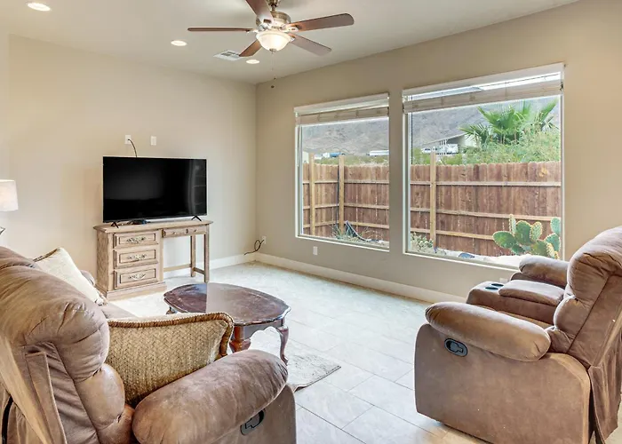 Beautiful Views Of Stars & Mtns! Holiday home Littlefield