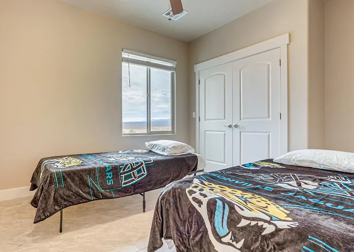 Beautiful Views Of Stars & Mtns! Holiday home